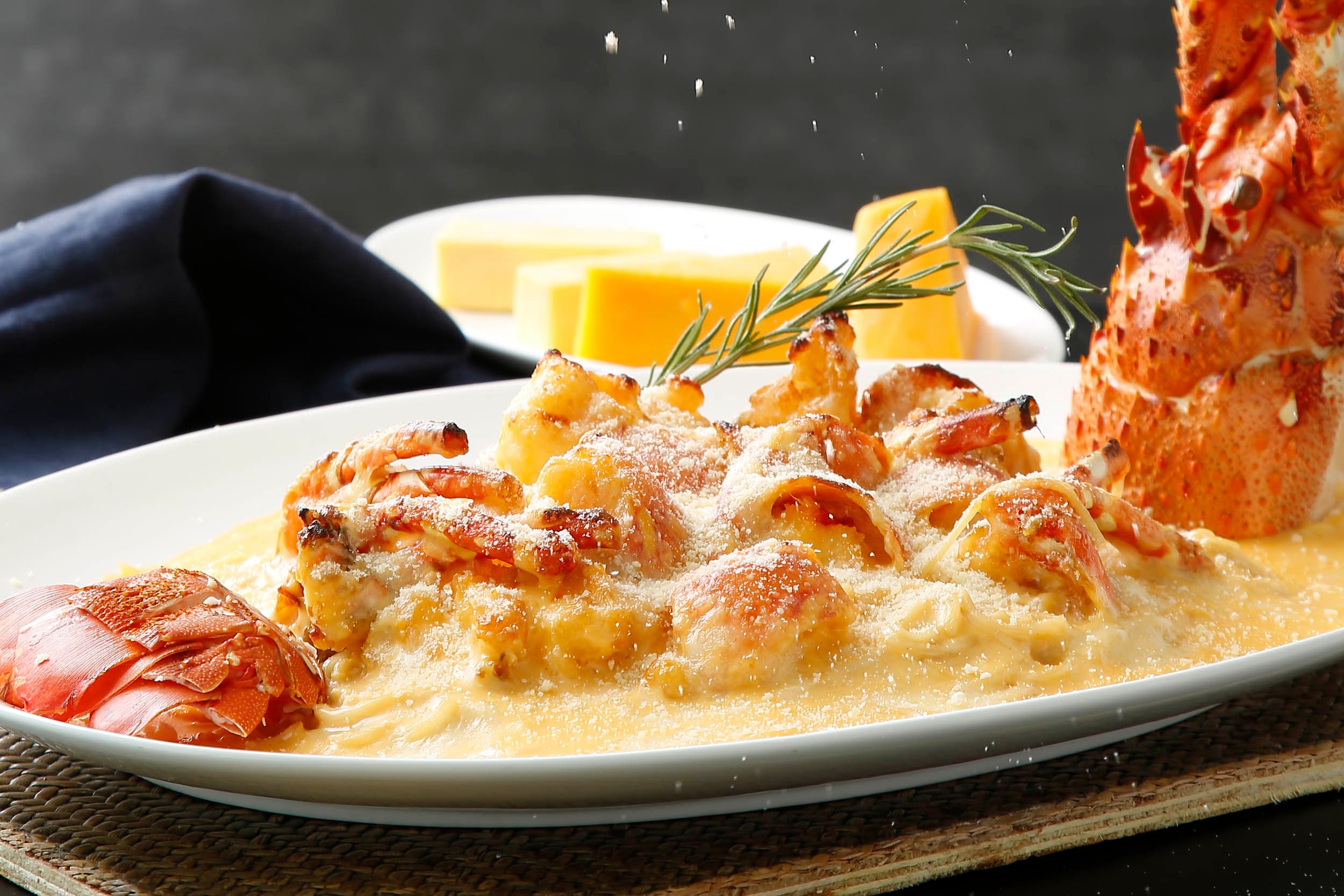 Baked Lobster with Cheese
