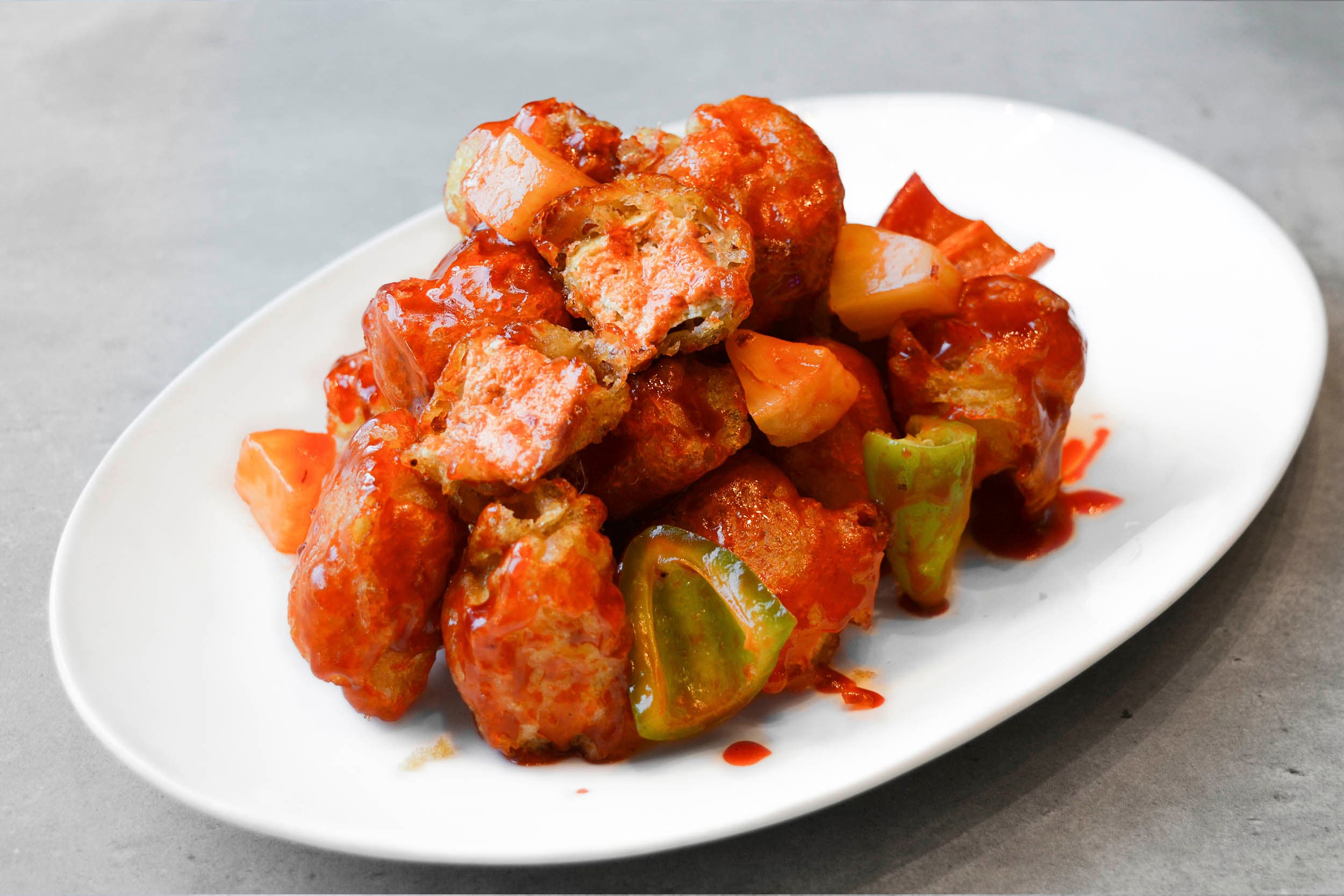 Fried bean curd with sweet and sour sauce