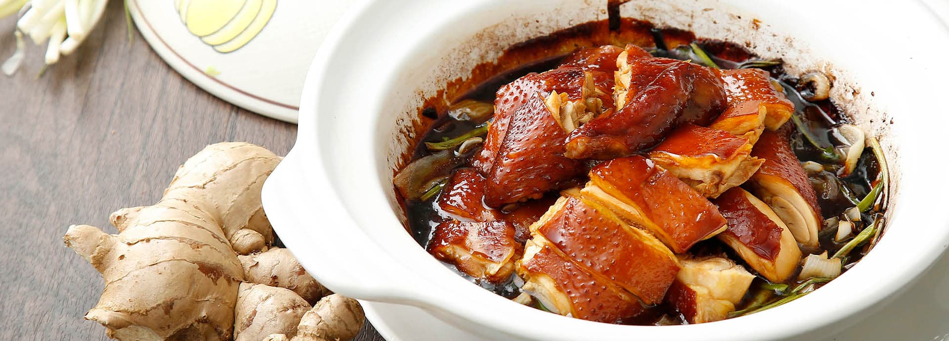 Soy sauce premium chicken in pot