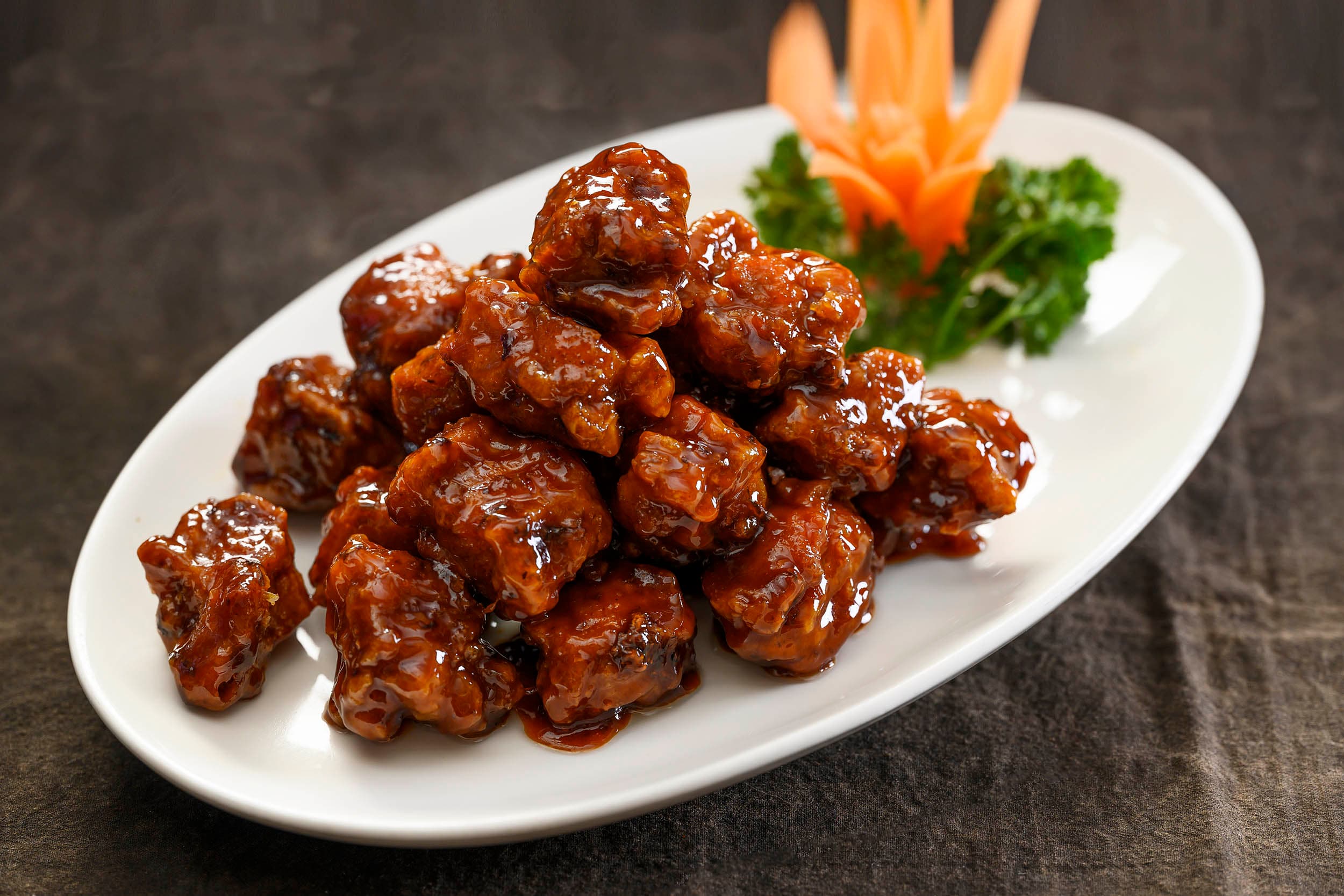 Spareribs with dried olives