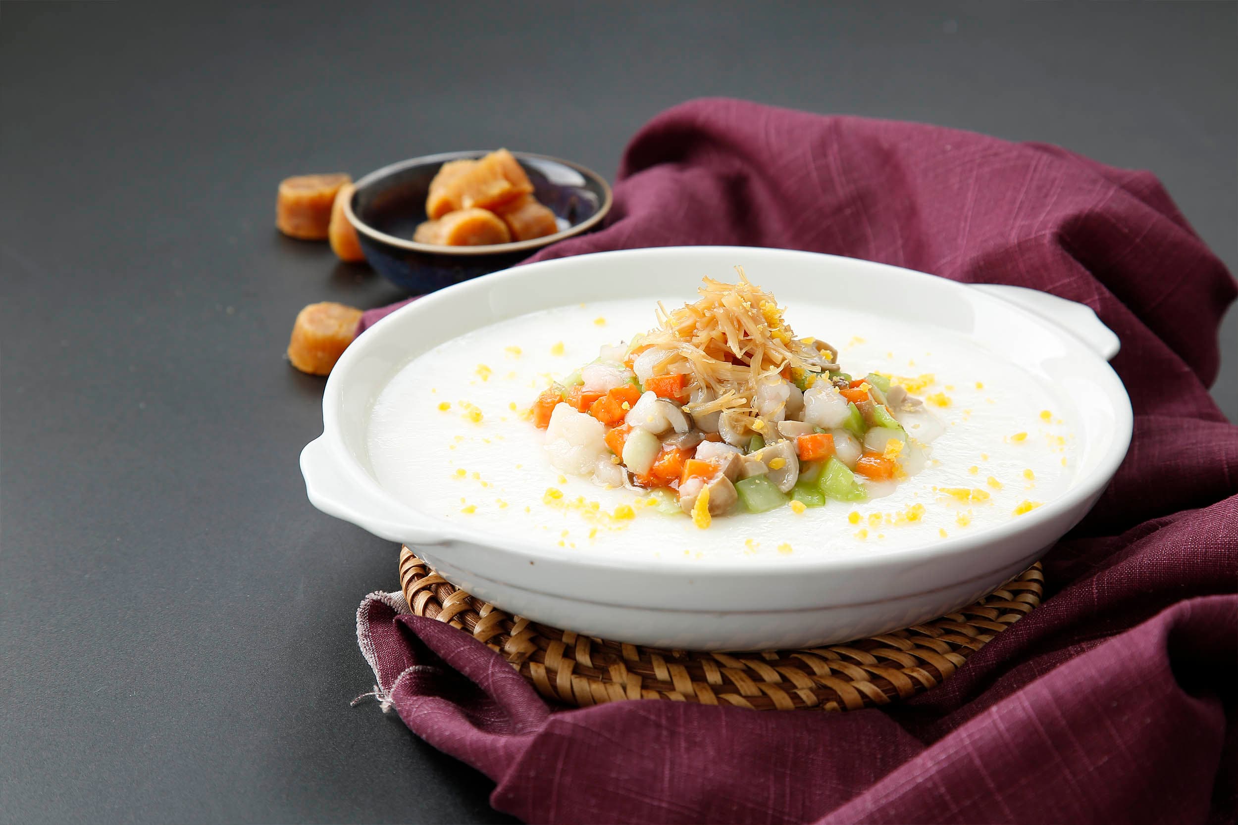 Steamed egg white with seafood and dried scallop
