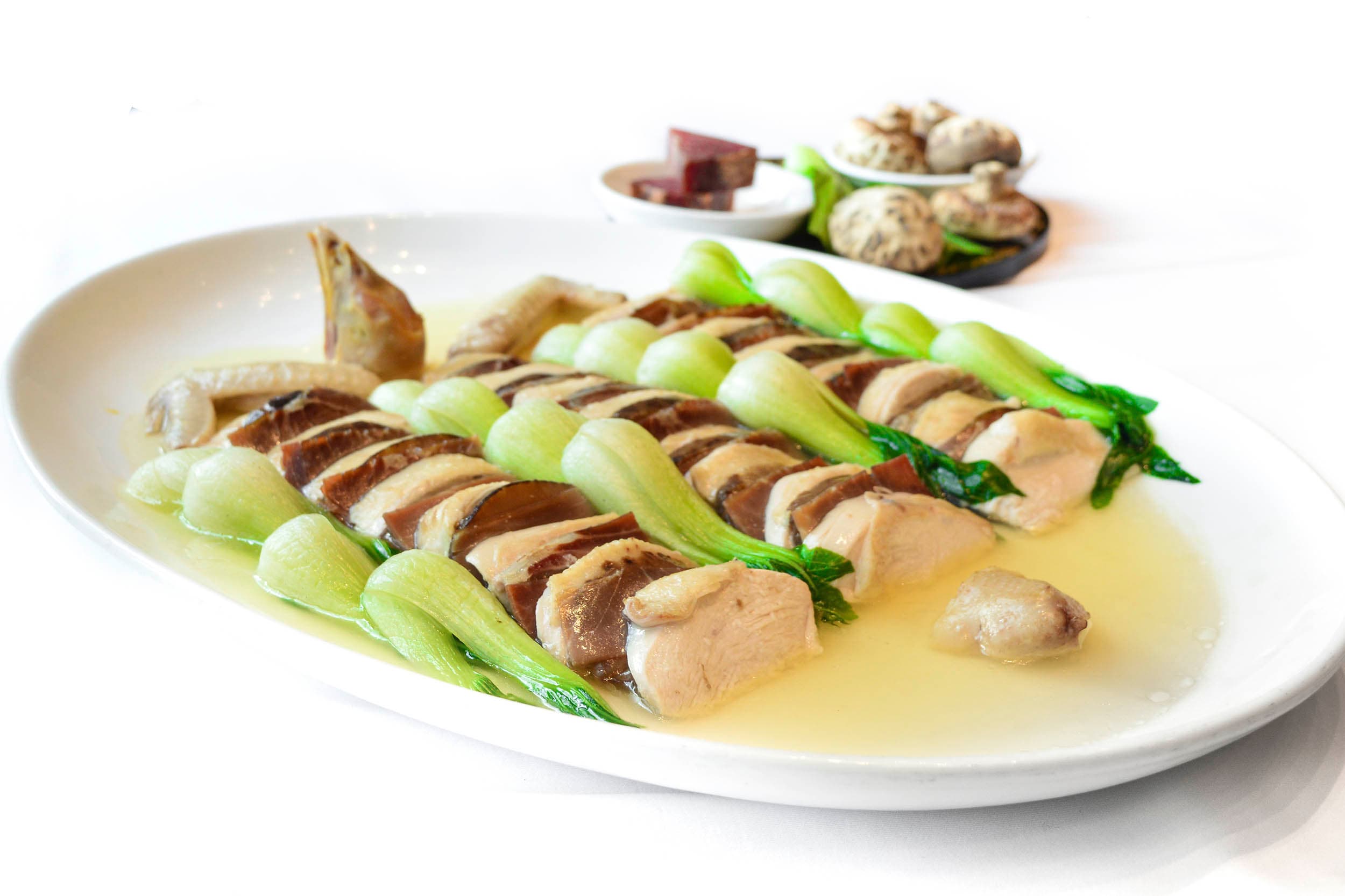 Steamed chicken with yunnan ham and mushroom (Unicorn chicken)